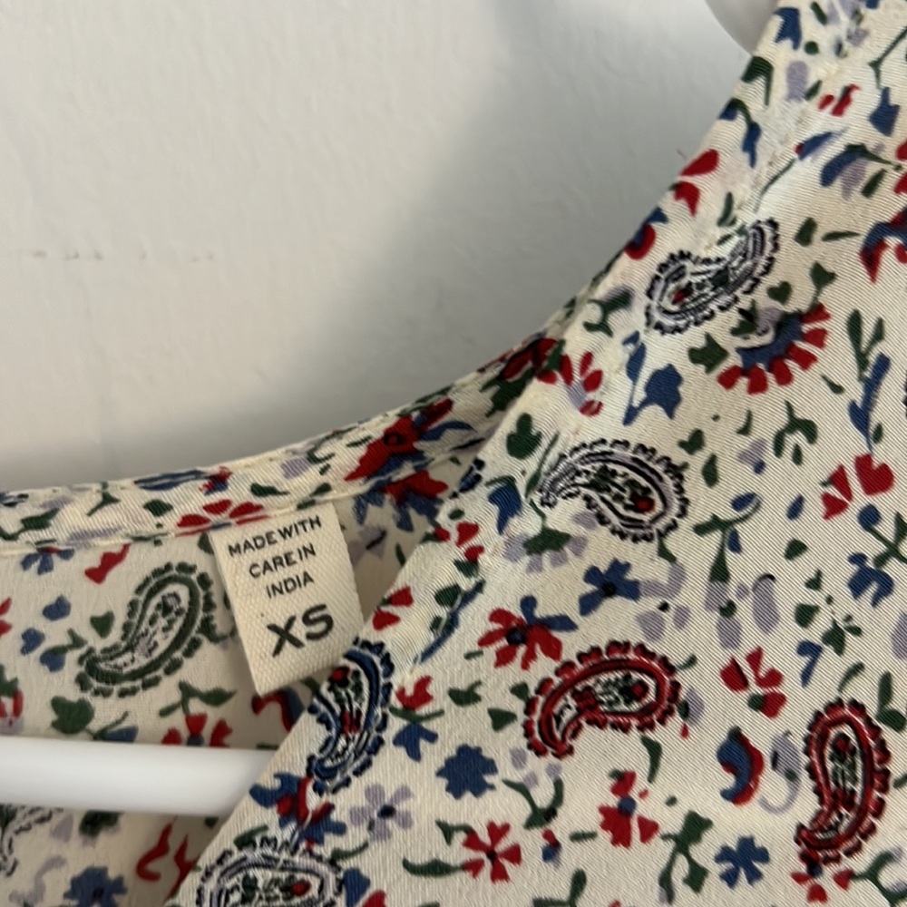 NWT Doen silk savona top in cream salt claude paisley - Picture 4 of 8